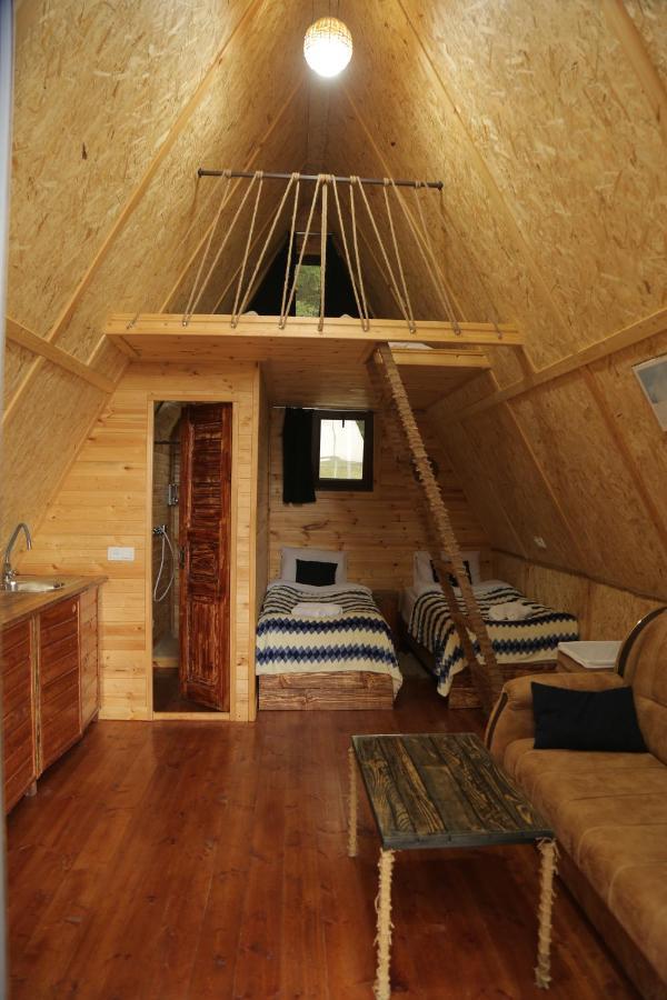 Willa Glamping Wolf Mount Margahovit Zewnętrze zdjęcie